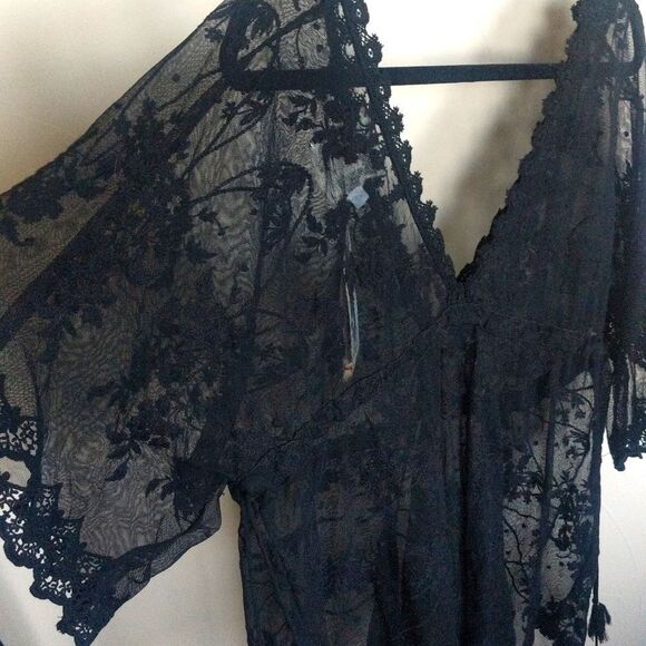 Johnny WAS 🖤 Black Lace Sheer Top - Picture 10 of 13